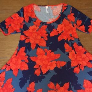 LuLaRoe Perfect T Blue w/ Beautiful Red Hibiscus Flowers Size XS-S (0-6) LLR XXS